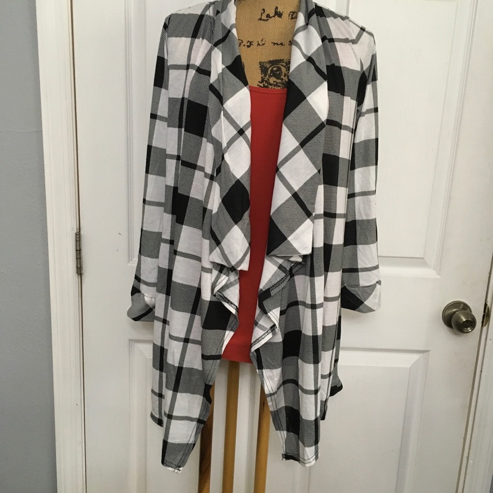 NWT New York Laundry Cardigan